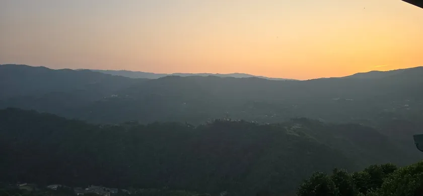 The Sunset House - Image 1