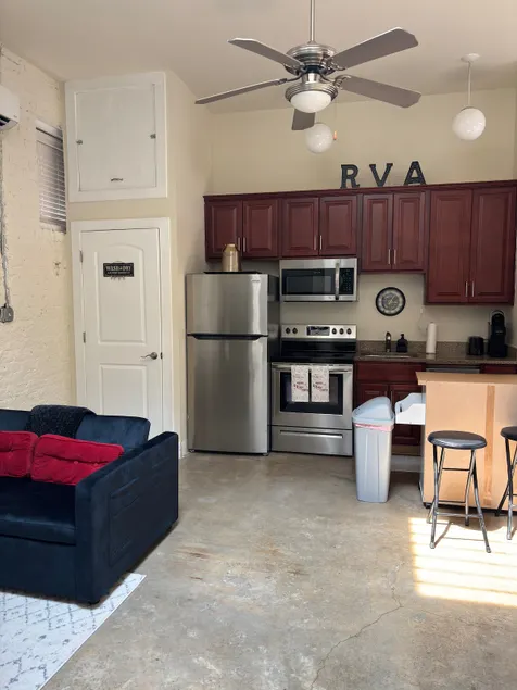 Stylish Speakeasy Downtown Richmond Bnb - Image 1