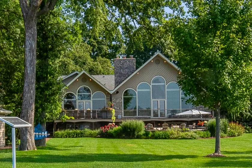 Luxury 8-br Lake Home with Pool, Arcade, Cinema - Image 1