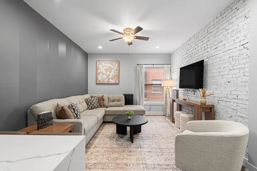 Rogers Park Retreat | 3BR | Near Loyola & NU! - Image 1
