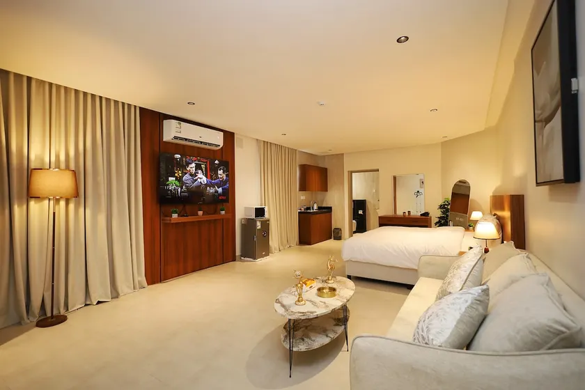 Luxury Studio opposite Specialist Hospital 204 - Image 1