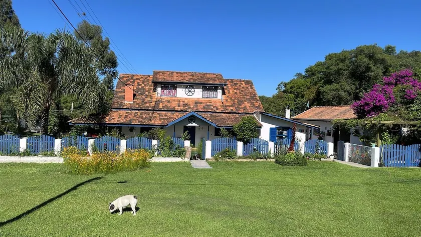 Farm 1 km from downtown Lapa - Image 1