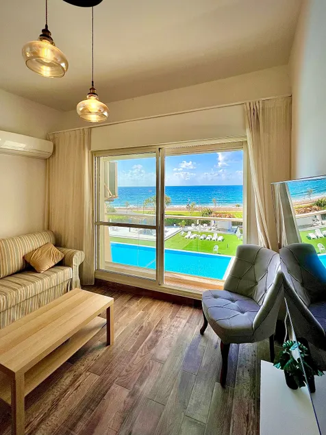 GW317 Gugel Waves Amazing Seaview Pool Apartments - Image 1