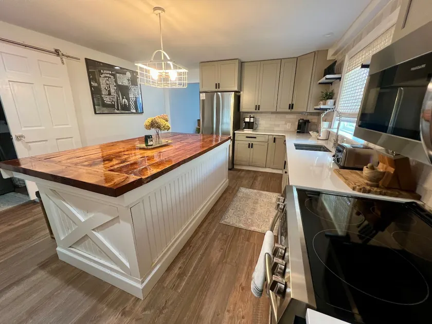 Historic Westfield Home: 2 Mi to Lake Erie! - Image 1