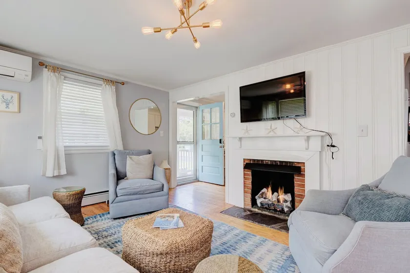 Saltwind Cottage | Beach Walk • Cozy Fireplace - Image 1