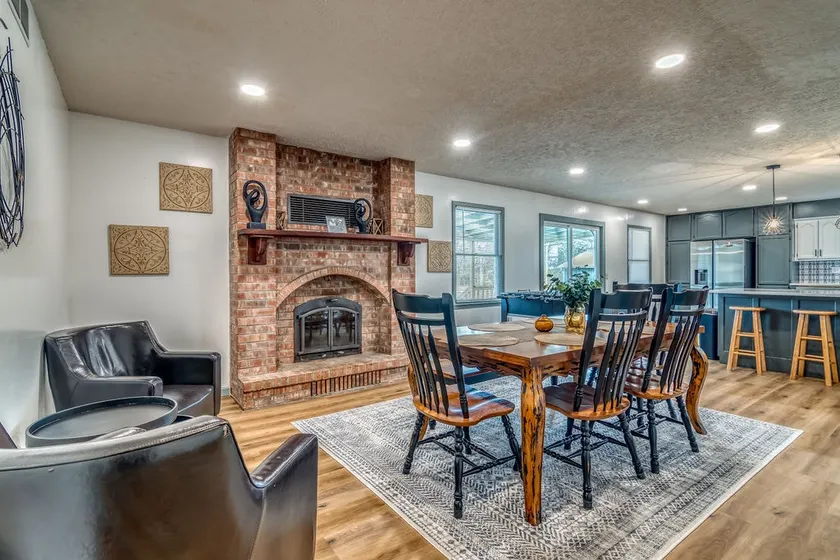 Spacious 3BR/3BA in Shell Knob. - Image 1