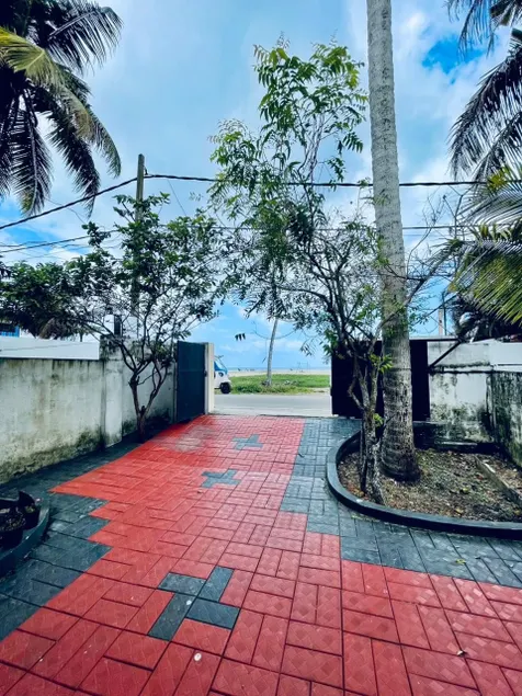 Alleppey - The Beach Home - Image 1