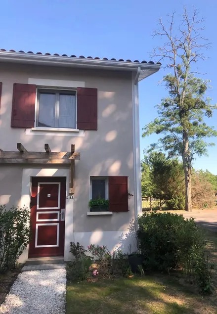 House, residence in the Domaine du Golf d'Albret - Image 1