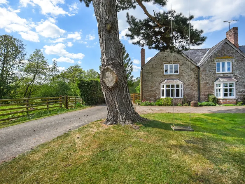 Ford Farm - Image 1