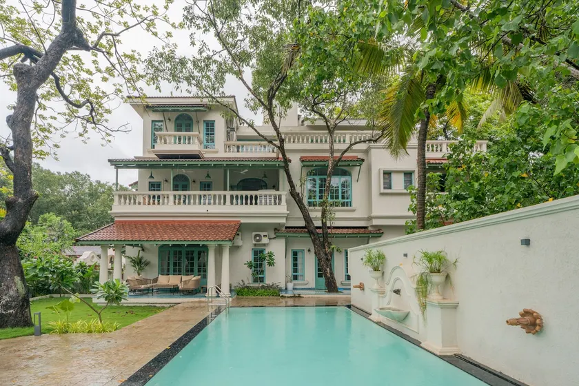 Mediterranean-Colonial Villa W/Pool Lift &breakfst - Image 1