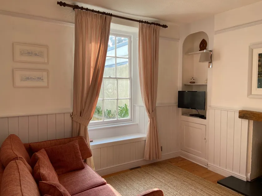 The Old School House, Shaldon - Image 1