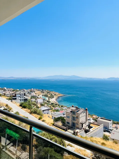 Defne's House / Çandarlı Sea View Apartment 2 - Image 1