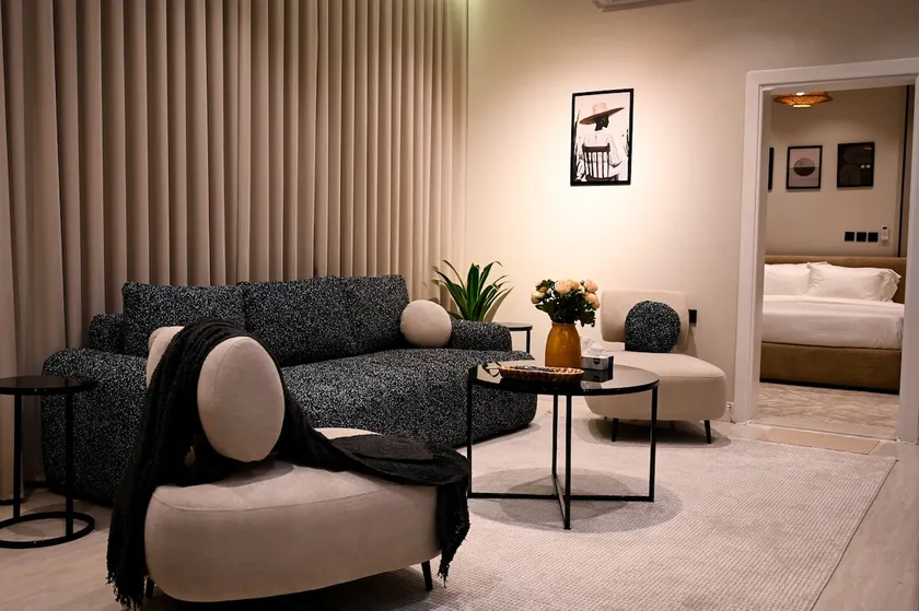 Luxury room and lounge in Al-Nahda neighborhood - Image 1