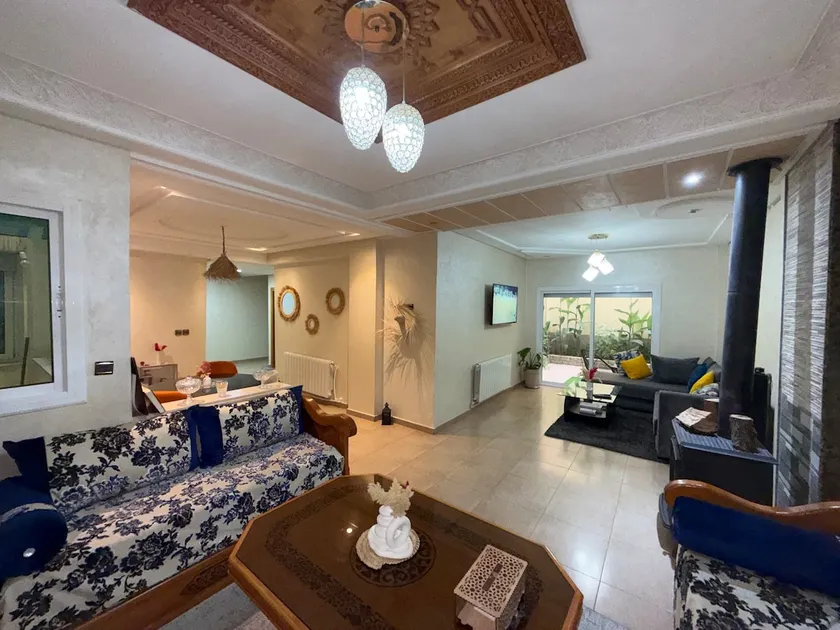 luxury apartment in the city center - Image 1