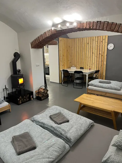 New basement with parking, EVcharger & AC - Image 1