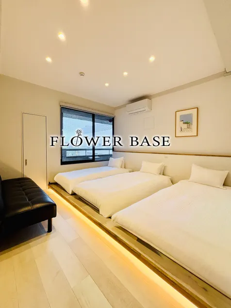 Flower Base Himawari 4A / 6 minutes walk to Tenjin Station! /Maximum 8 people/2 bathrooms/2 toilets - Image 1