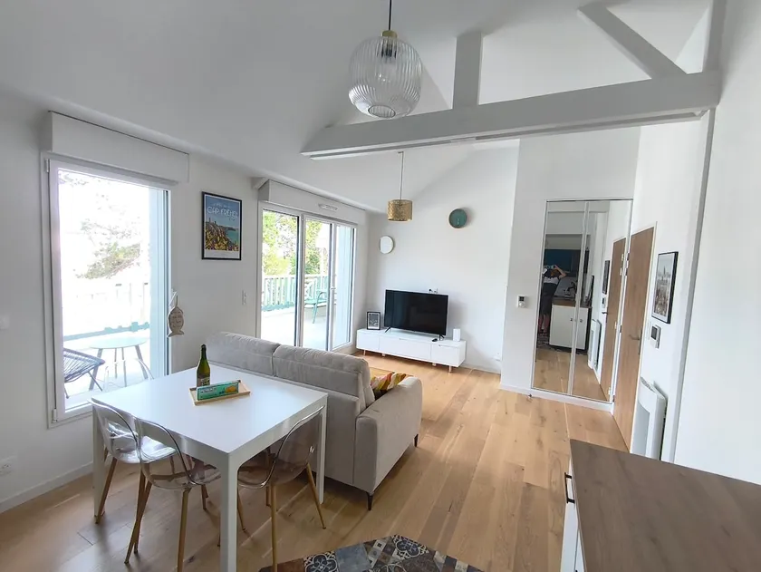 Apartment sables d'or les pins - Image 1