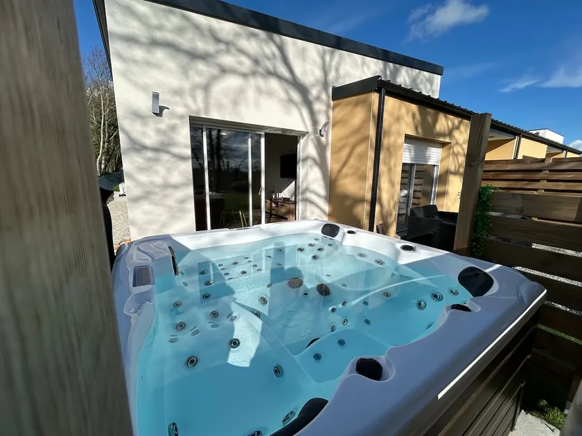 Private Hot Tub - South-Facing Terrace - Couples & Families - Image 1