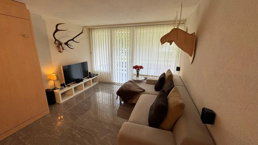 Stylish Alpine Studio in Davos, Wifi & Netflix - Image 1
