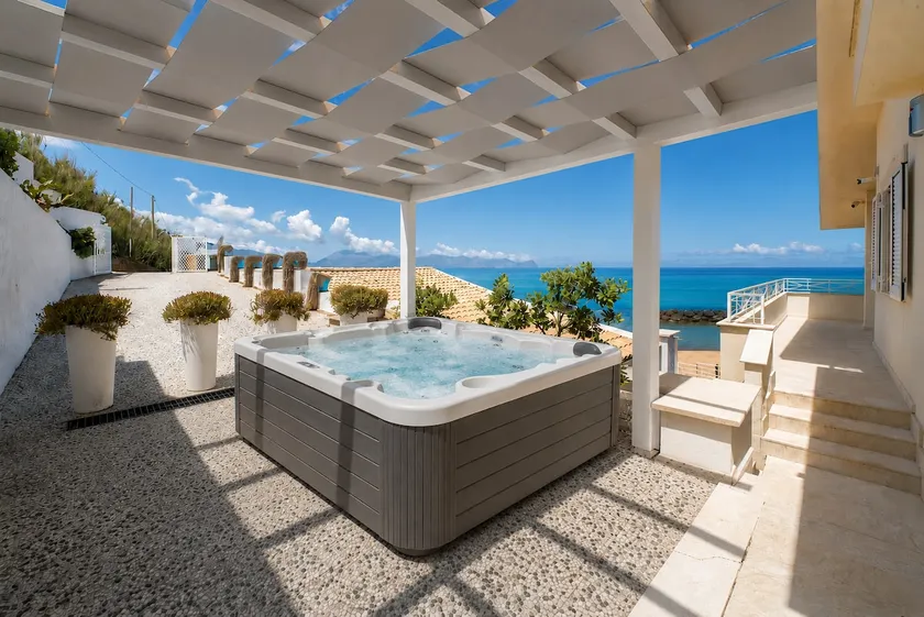 Amira Beach Villa by Le Dhome Sicily - Image 1