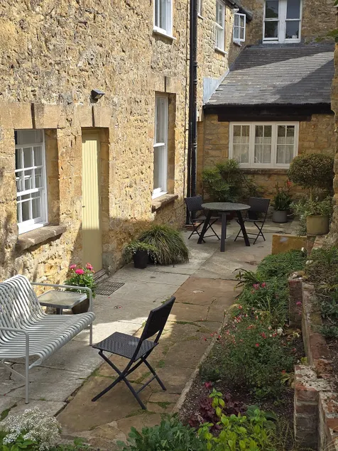 Accommodation in Dorset, Sherborne - Image 1