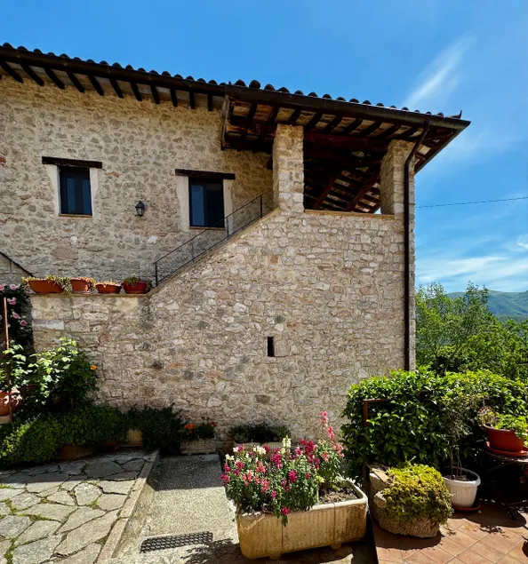 Ancient mountain farmhouse (2) - Image 1