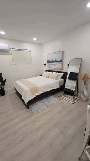 Private Guest Suite w/Kitchen Near Disney & DTLA - Image 1