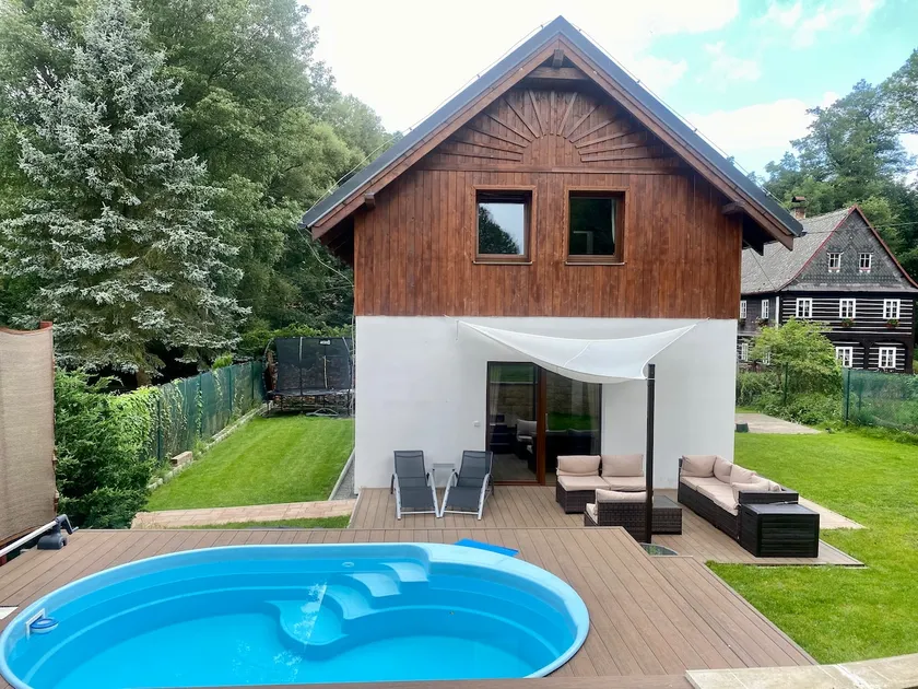 Cottage in the Bohemian Switzerland National Park - Image 1