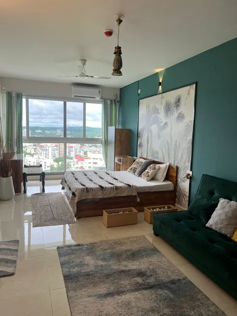 Iris: Spacious Studio Apt. High Floor.100% Private - Image 1