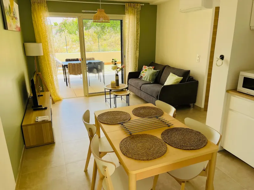 Charming apartment 2 steps from the beach - Image 1