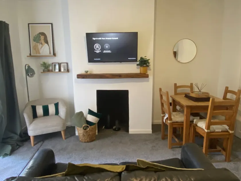 Spacious home close to M6/M58 - Image 1