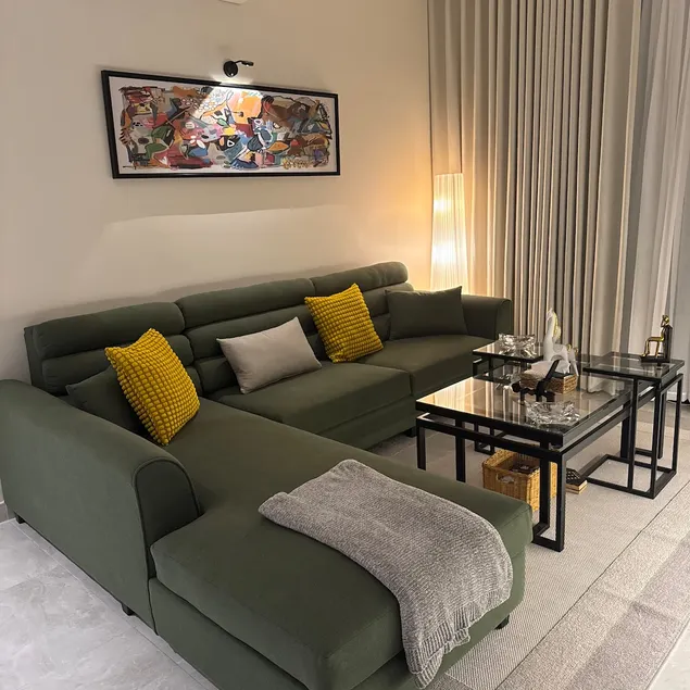 Modern & Cozy stay in Al Khobar - Image 1