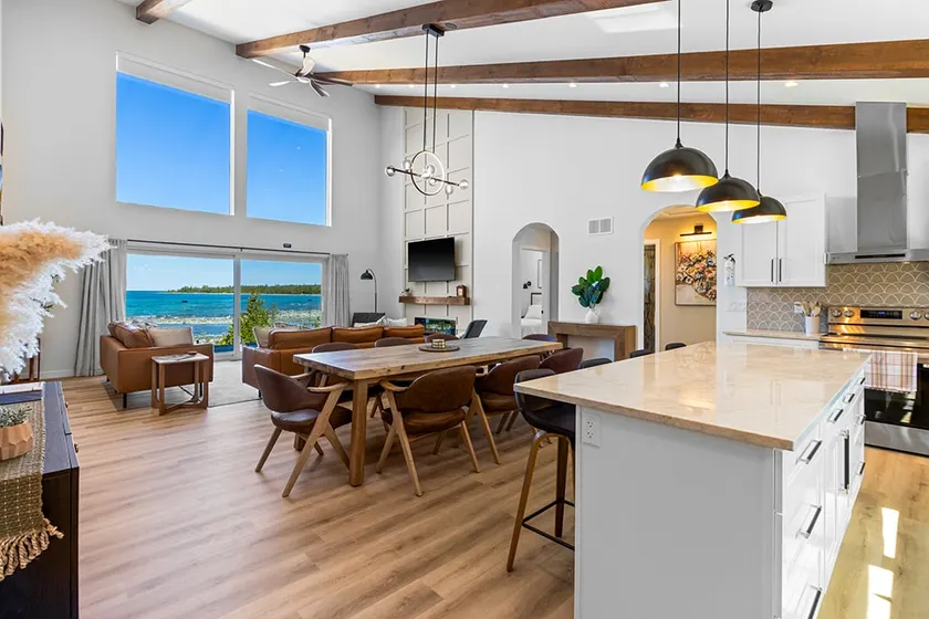Azure Vista: Lakefront | Game room | Hot tub - Image 1