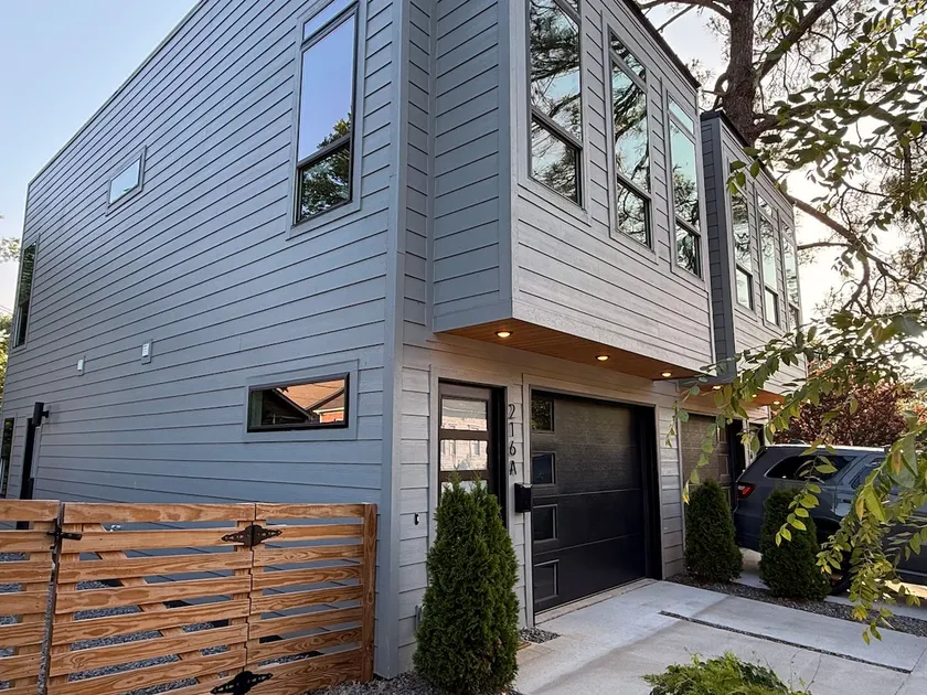 Modern SoMa Townhome | Walkable - Image 1