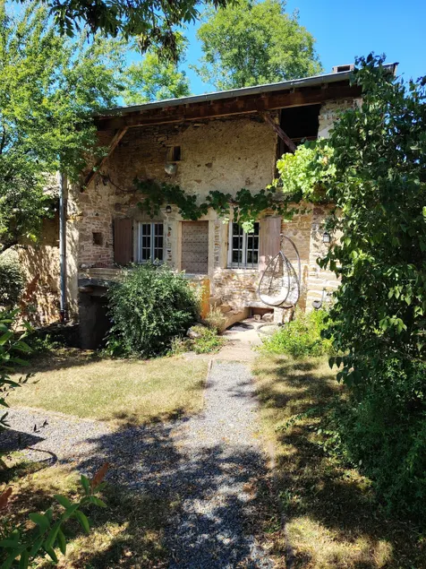 Charme und Natur in der Nähe von Cluny und Taizé - Image 1