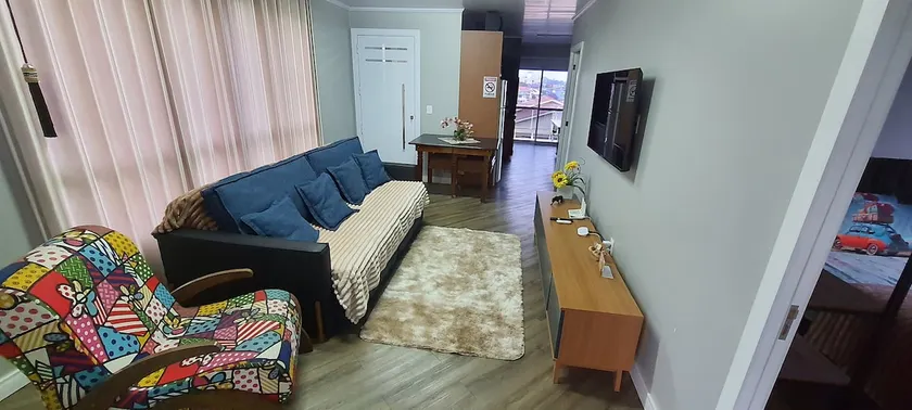 family residence - Image 1