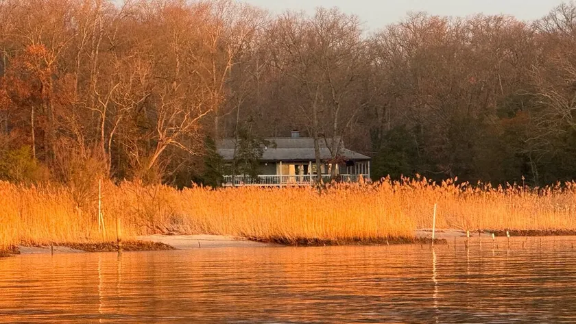 Peaceful Coastal Escape | Water Views + Hot Tub - Image 1