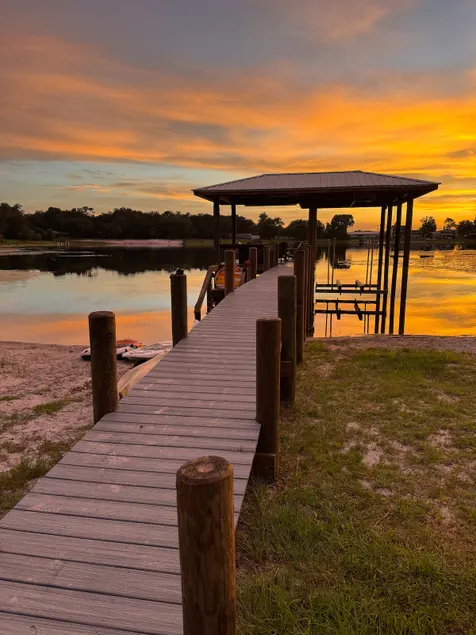 Private Lakefront Retreat Near Gainesville UF - Image 1