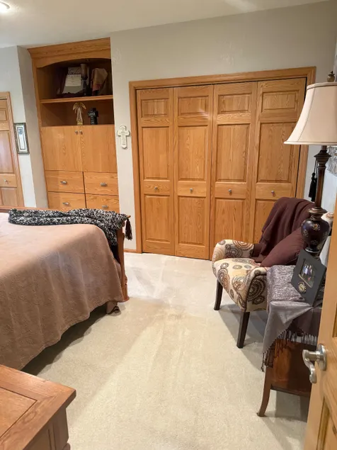 Downtown Hideaway with heated garage - Image 1