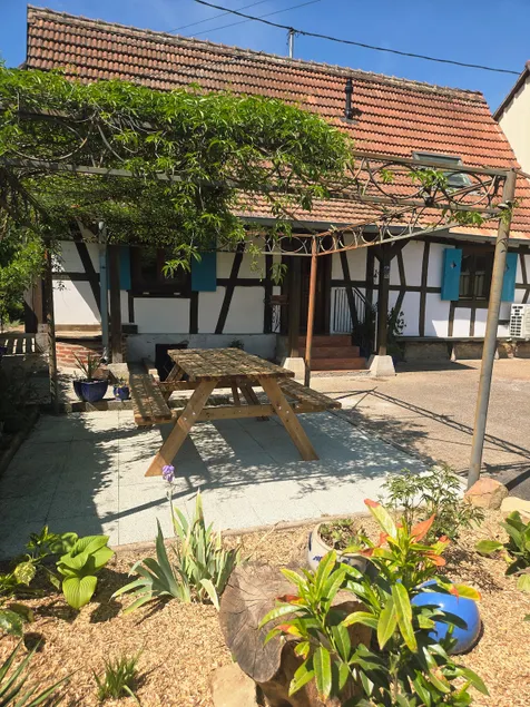 Potters' Cottage - Image 1