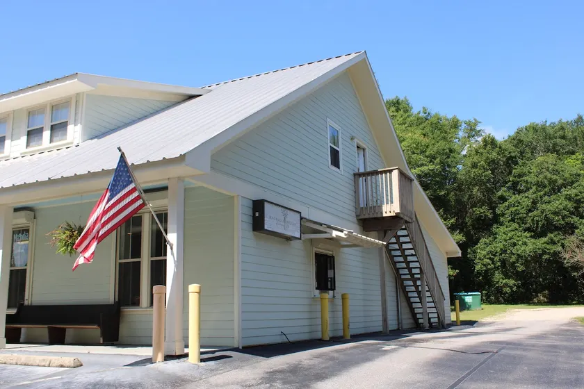 Magnolia Springs Apartment - Image 1