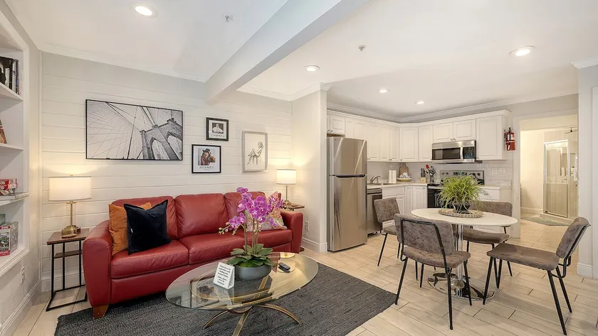 Hibiscus Suite-The Perfect Getaway-ligger inom 60 steg till stranden! - Image 1