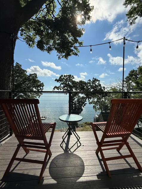 Lakeside Lookout with Private Beach - Image 1