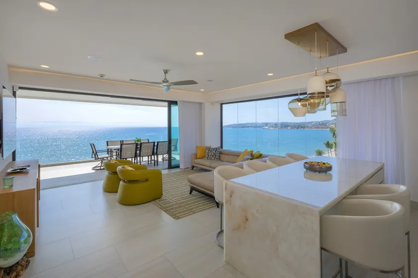 Enjoy the sunset and panaromic views - Image 1