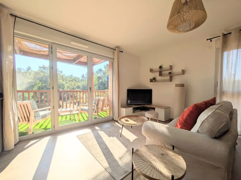 2-bedroom apartment between ocean and bike trails, fast Wi-Fi - Image 1