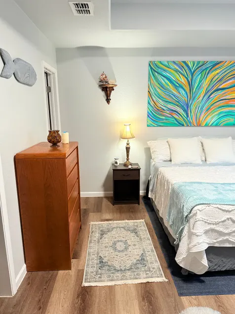 Orange Street Bungalow - Image 1