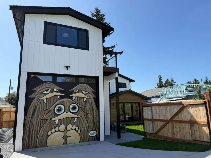 Ballard Sasquatch Suite - Image 1