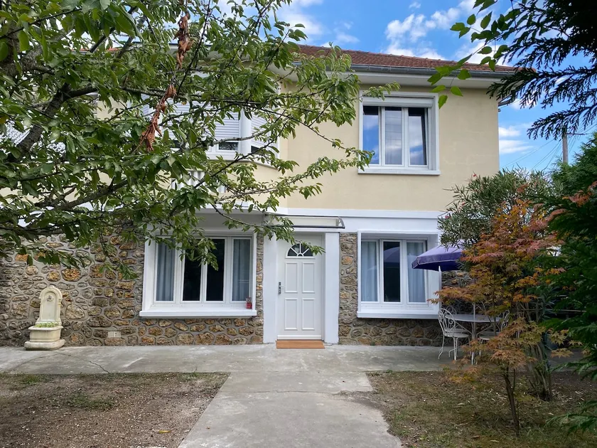 House - Image 1