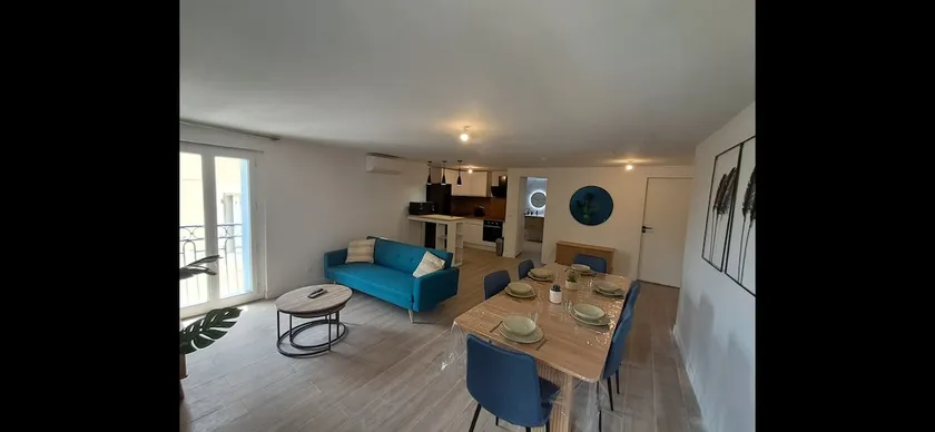 Bohemian vibe, beautiful 3-bedroom apartment - Image 1