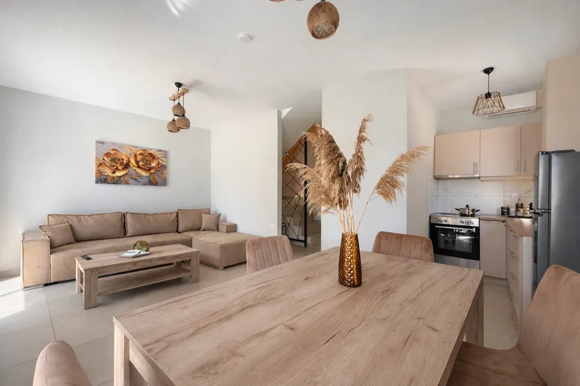Ariadne Complex Superior Maisonette by Horizon - Image 1